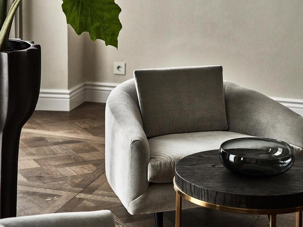 Hotel Pacai, Vilnius, A Member Of Design Hotels ภายนอก รูปภาพ A chair and a table