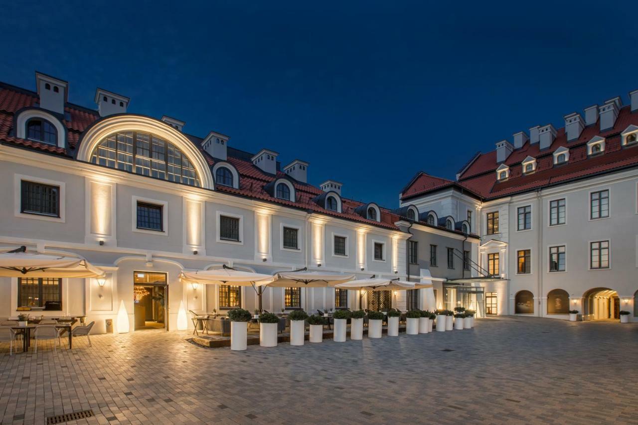 Hotel Pacai, Vilnius, A Member Of Design Hotels ภายนอก รูปภาพ The hotel's courtyard