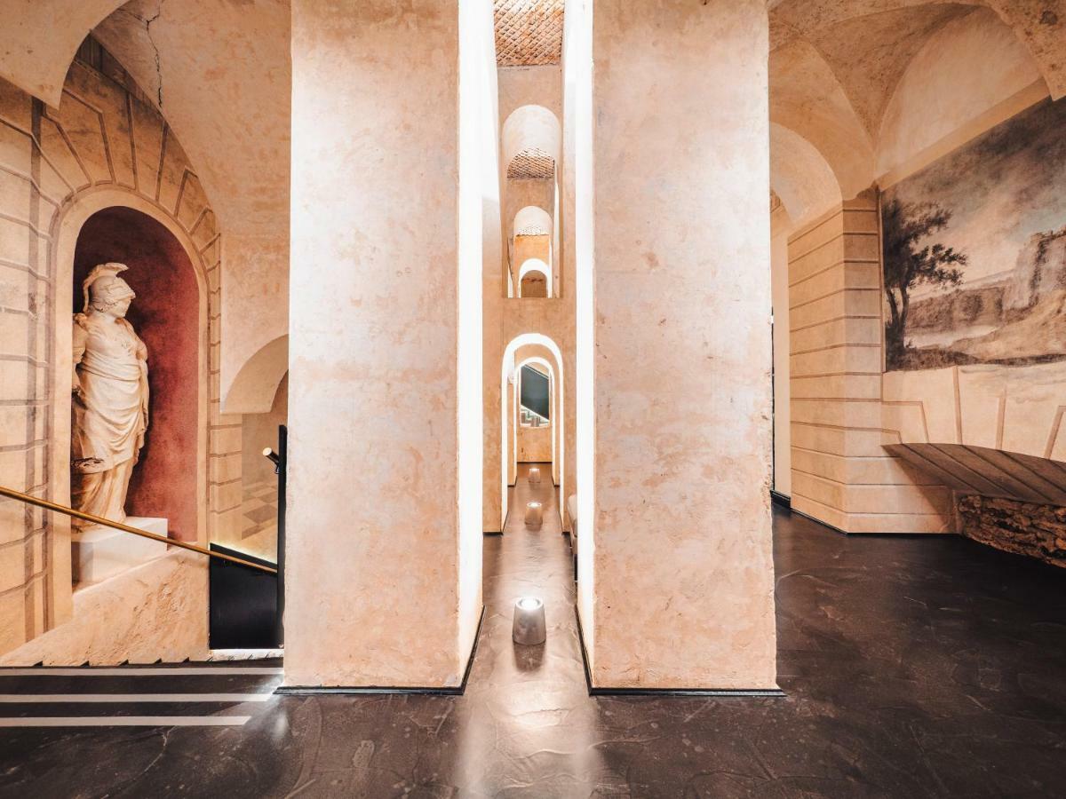 Hotel Pacai, Vilnius, A Member Of Design Hotels ภายนอก รูปภาพ Interior of the museum
